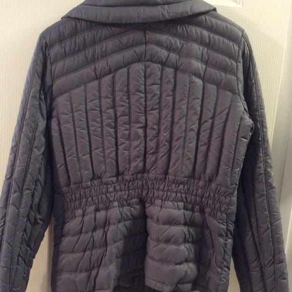 Michael Kors Packable Down Jacket - Small - Picture 3 of 4